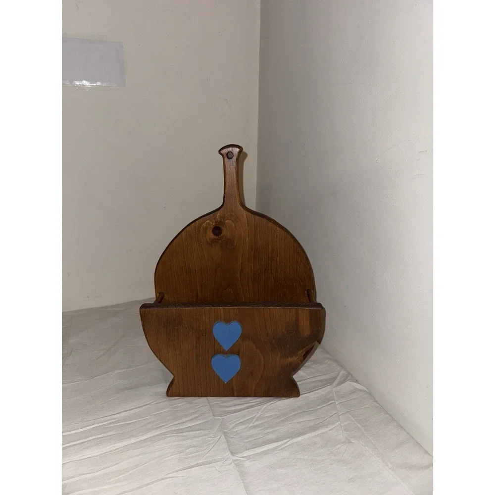 Vintage Wooden Paper Plate Holder Farmhouse Country Cottage Grandmacore Hearts